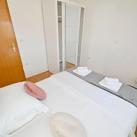 Appartamento L & Z Visnjik Zara